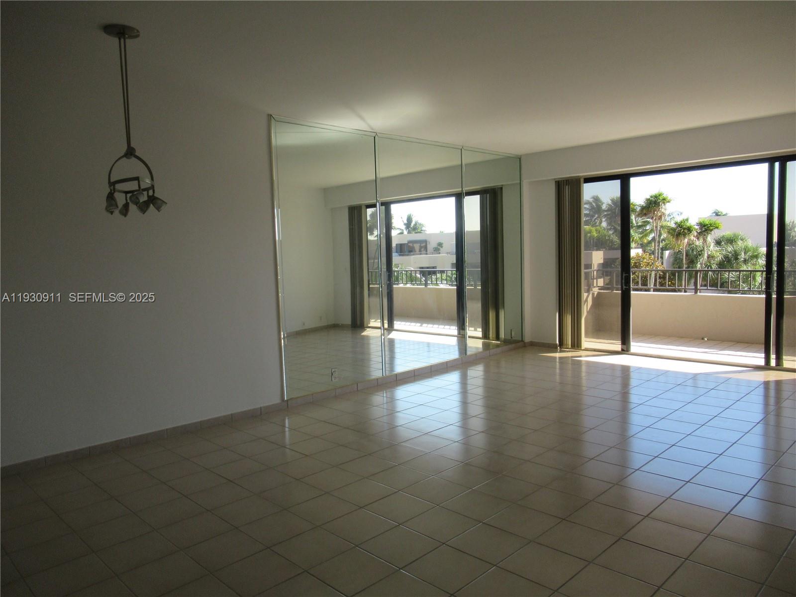 201 Crandon Blvd # 341