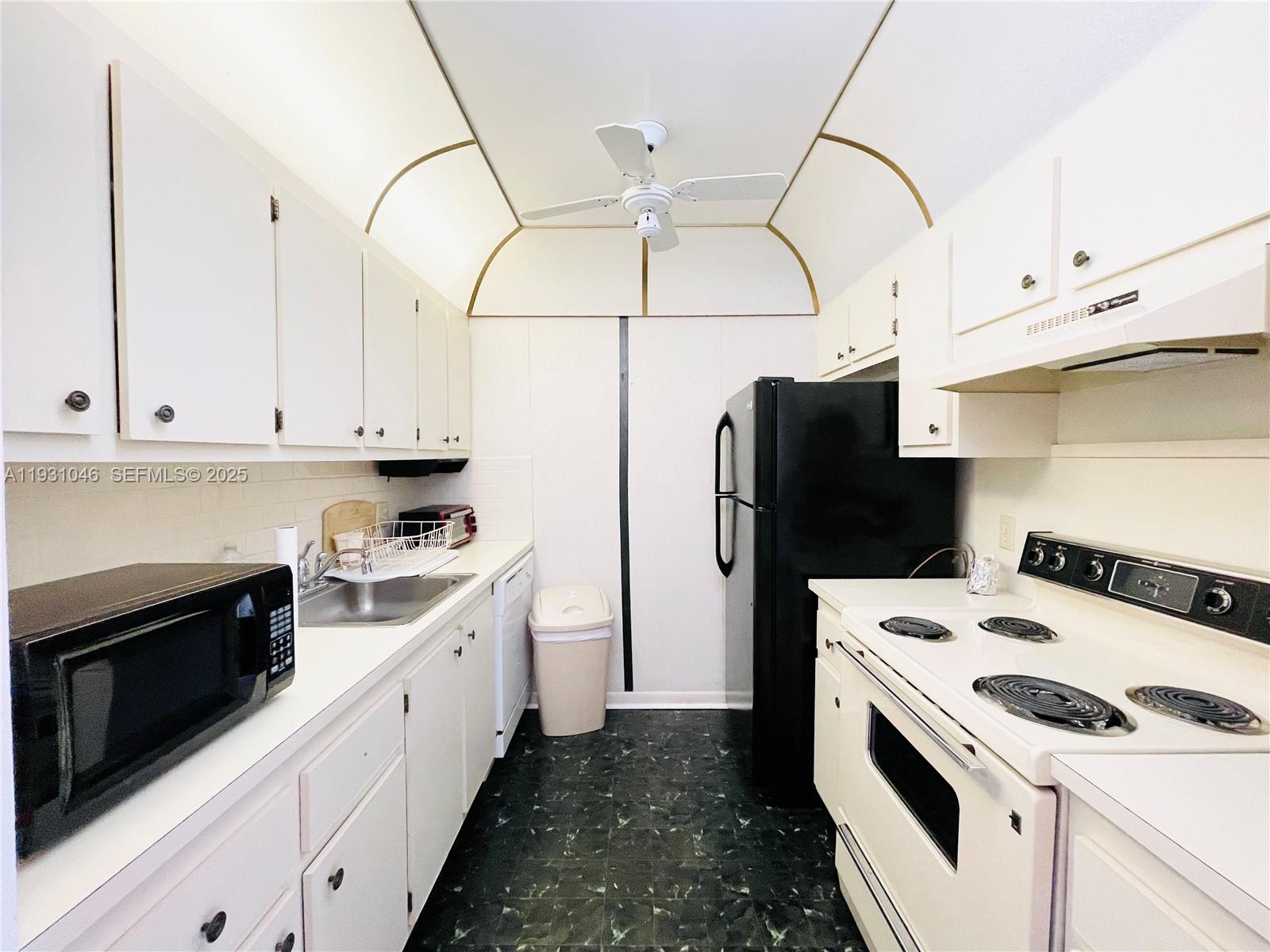 301 SW 135th Ave # 415C