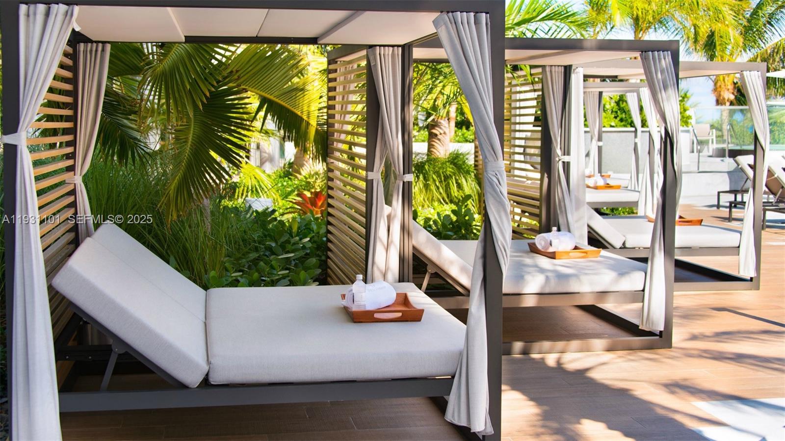 10295 Collins Ave # 803