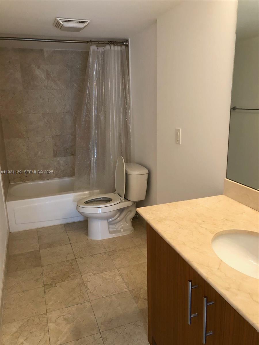 10275 Collins Ave # 715