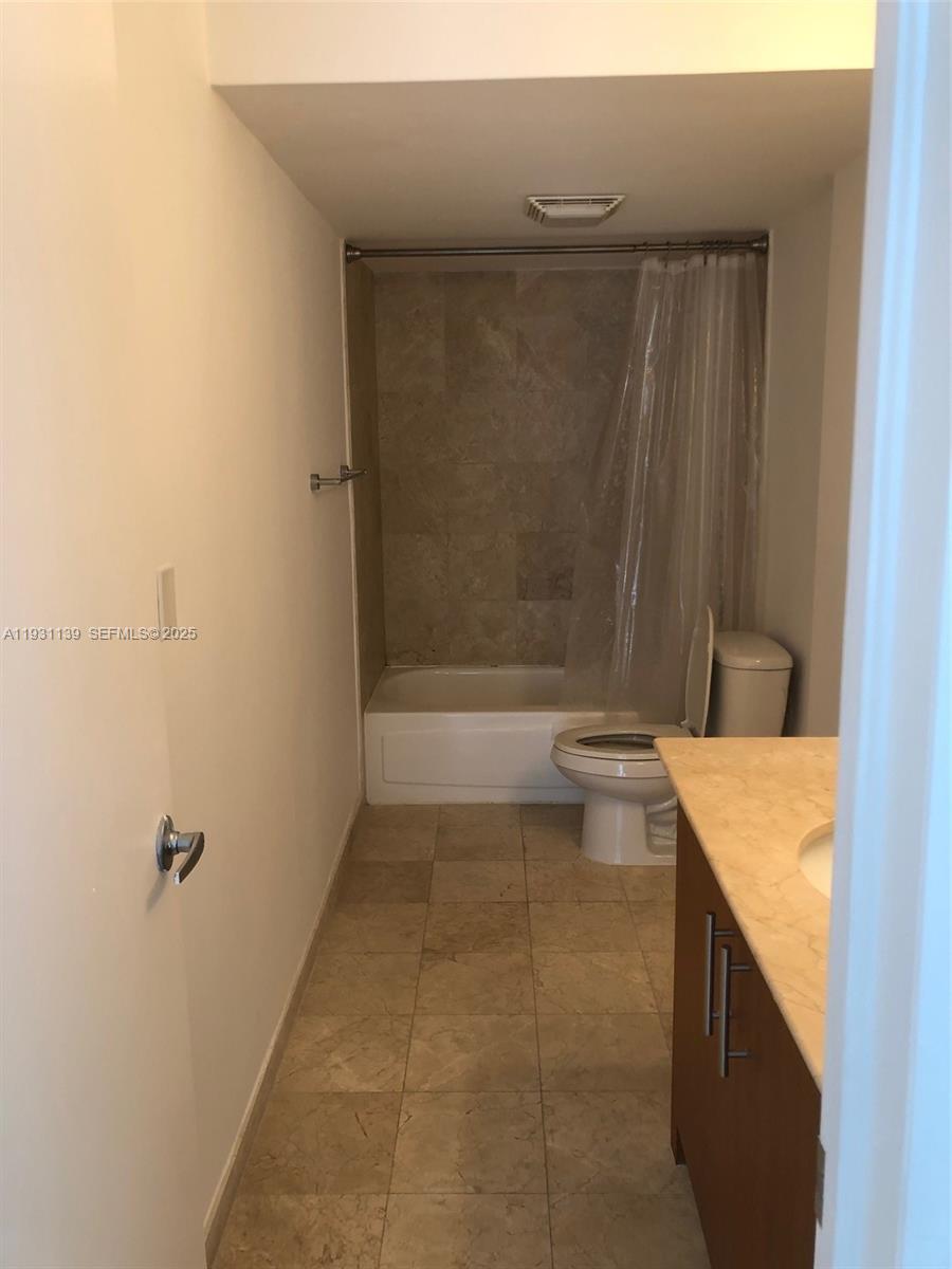 10275 Collins Ave # 715