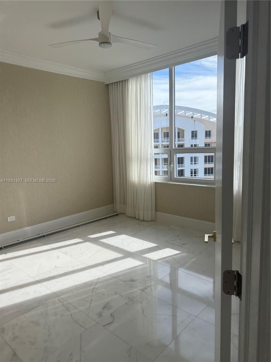 848 Brickell Key Dr # 4003