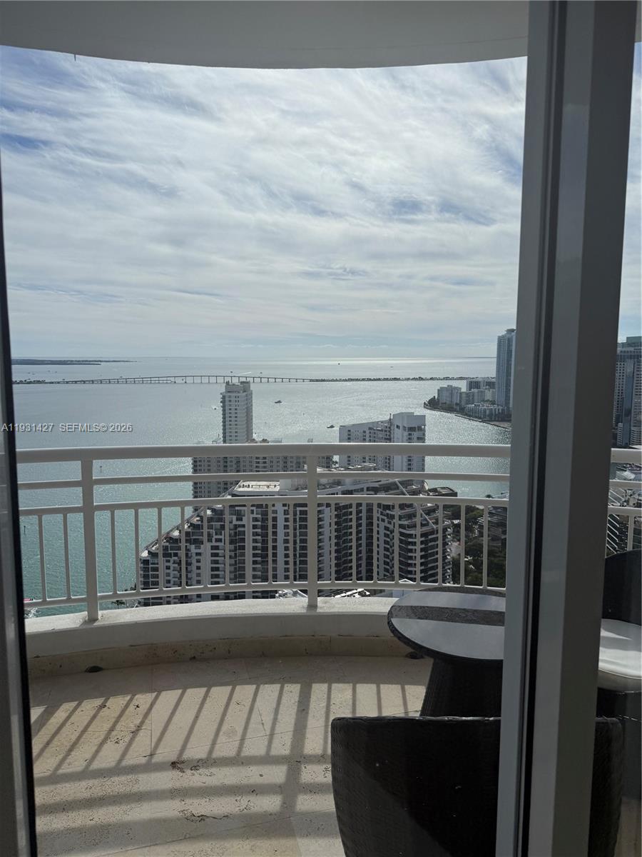 848 Brickell Key Dr # 4003