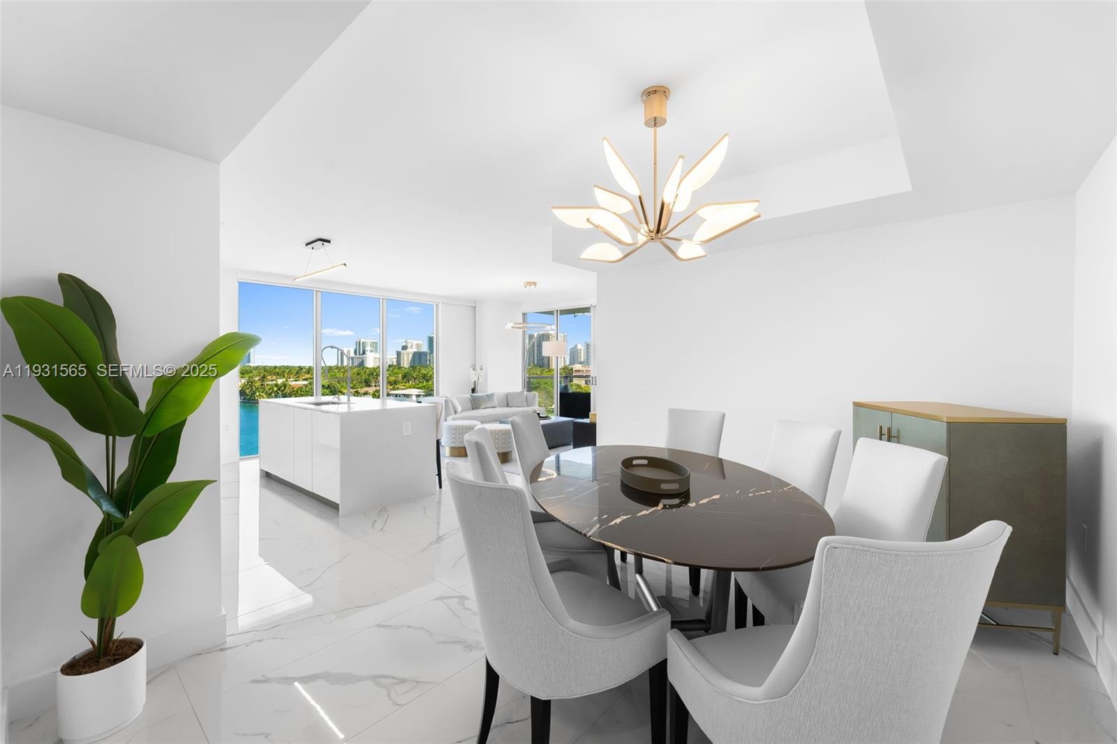 9521 E Bay Harbor Dr # 802