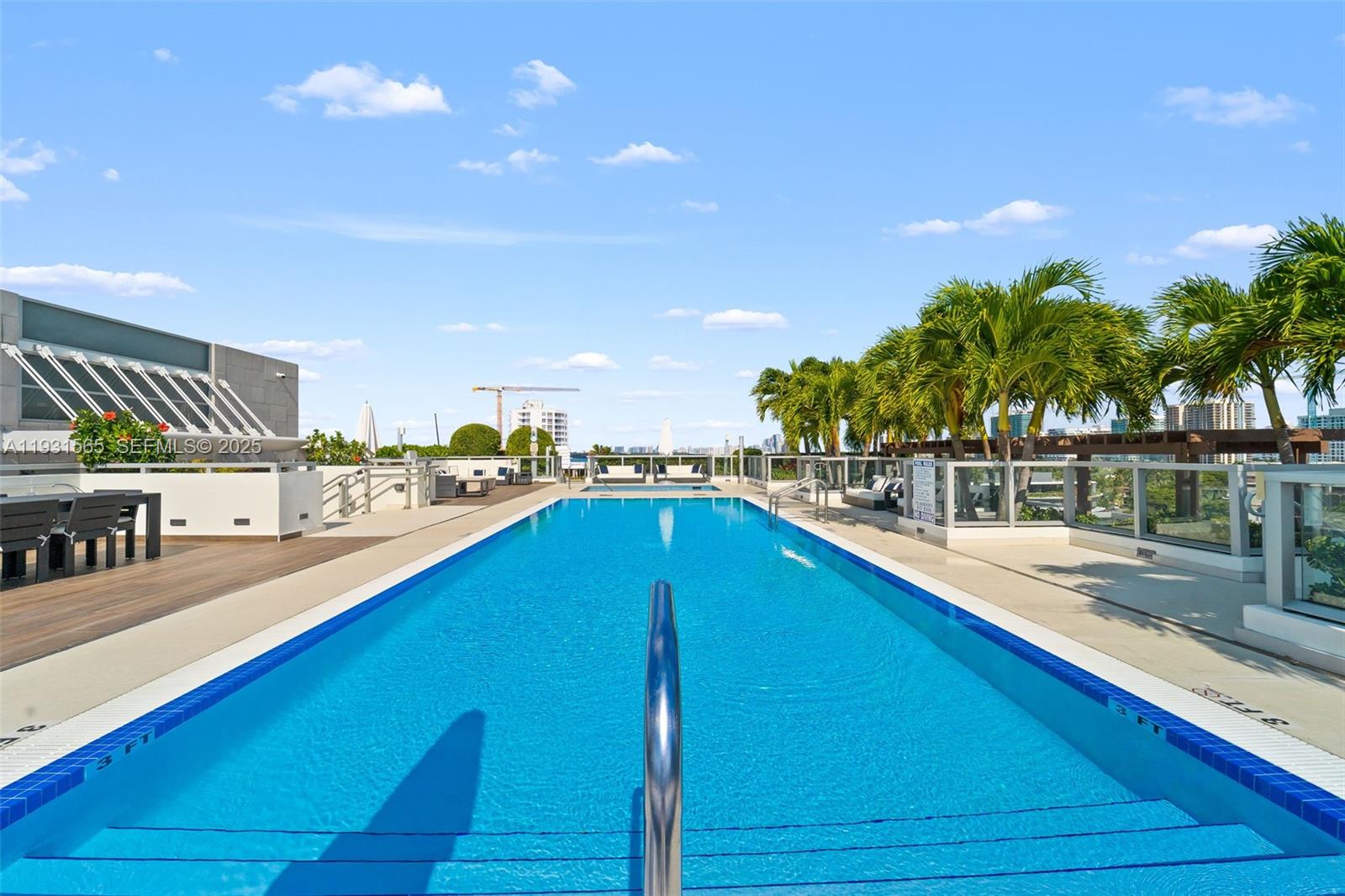 9521 E Bay Harbor Dr # 802