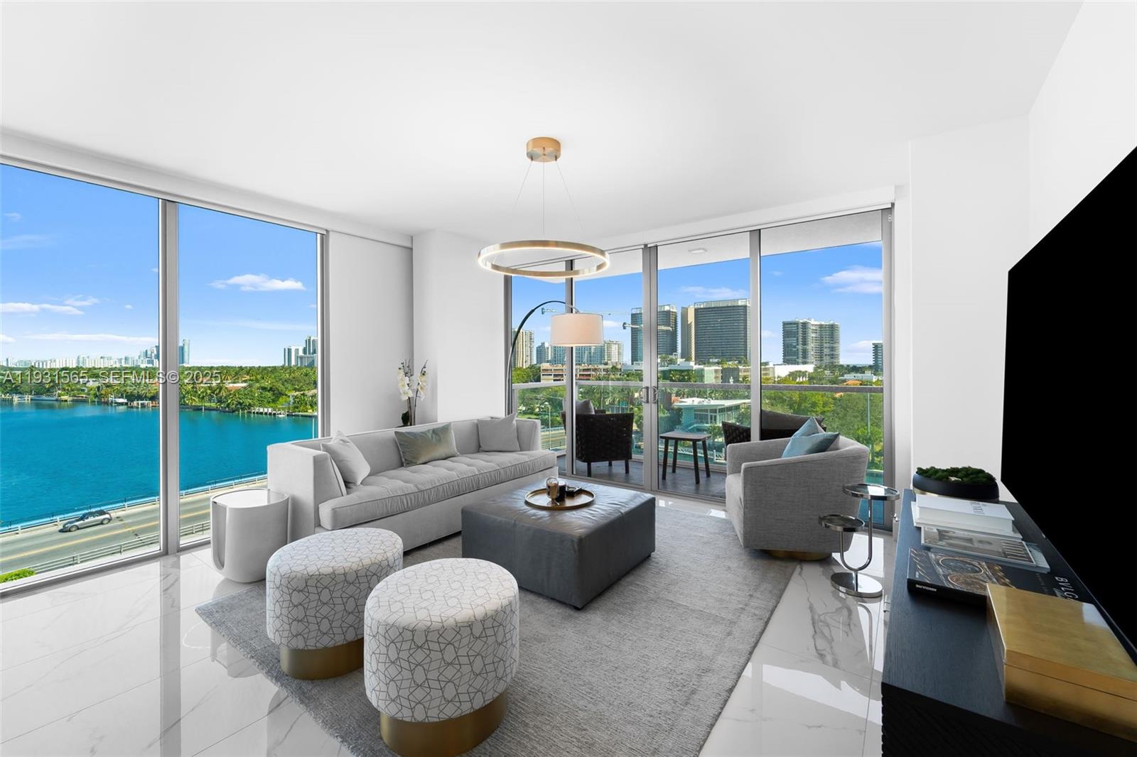 9521 E Bay Harbor Dr # 802