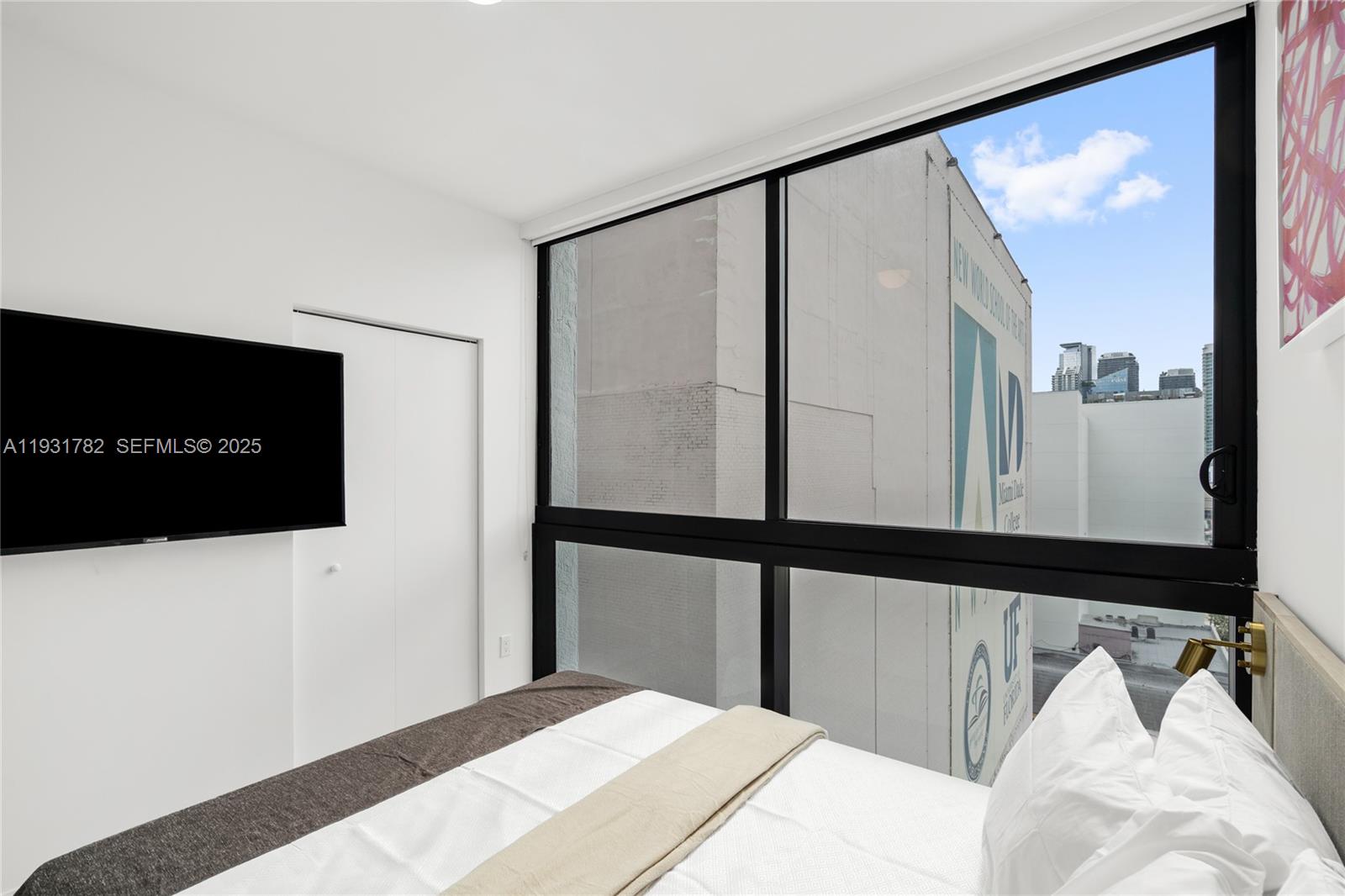 225 N Miami Ave Unit: 1012