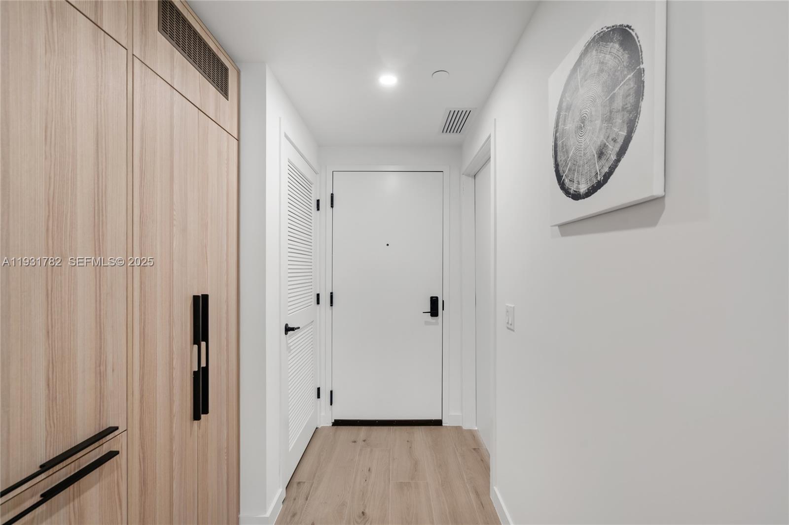 225 N Miami Ave Unit: 1012