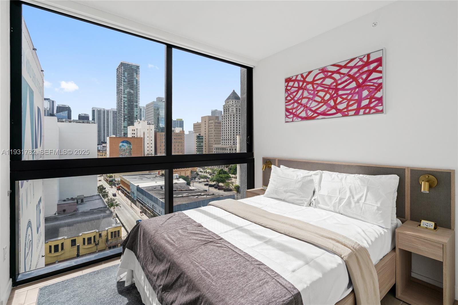 225 N Miami Ave Unit: 1012