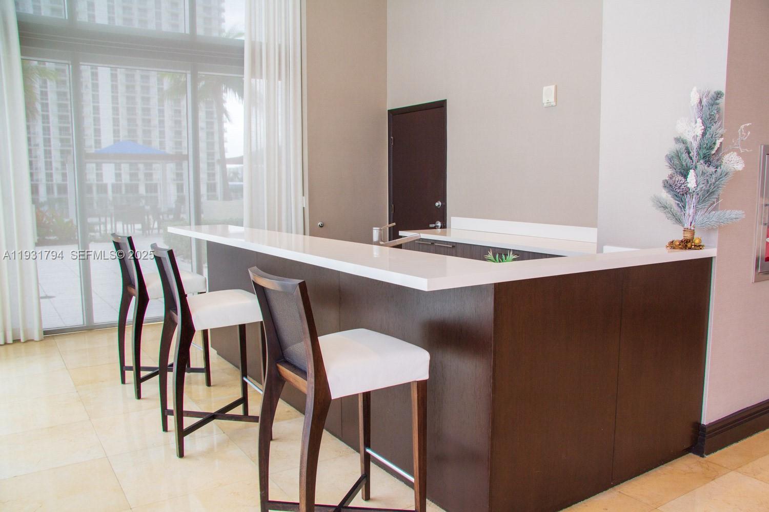 18911 Collins Ave # 1903