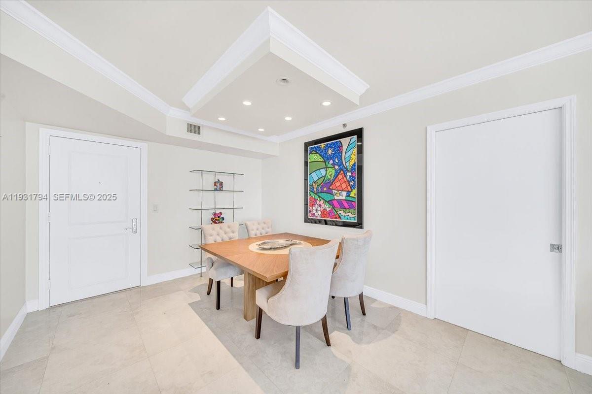 18911 Collins Ave # 1903