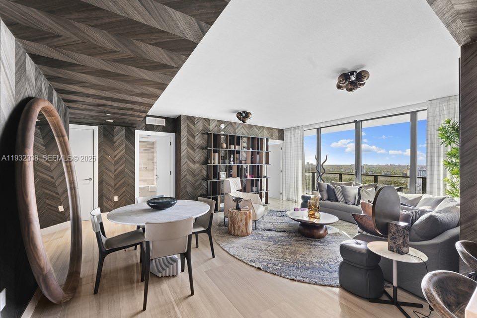 1451 Brickell Ave # 2505