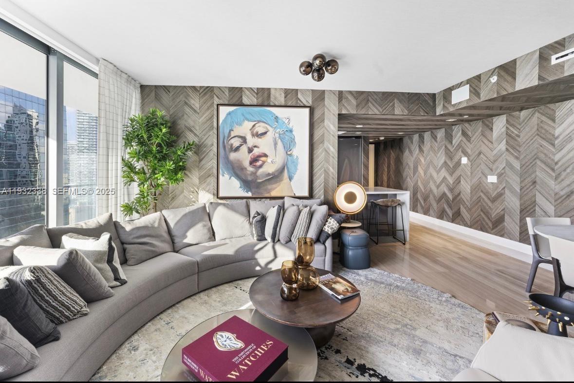 1451 Brickell Ave # 2505