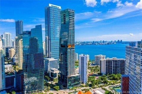 1451 Brickell Ave # 2505