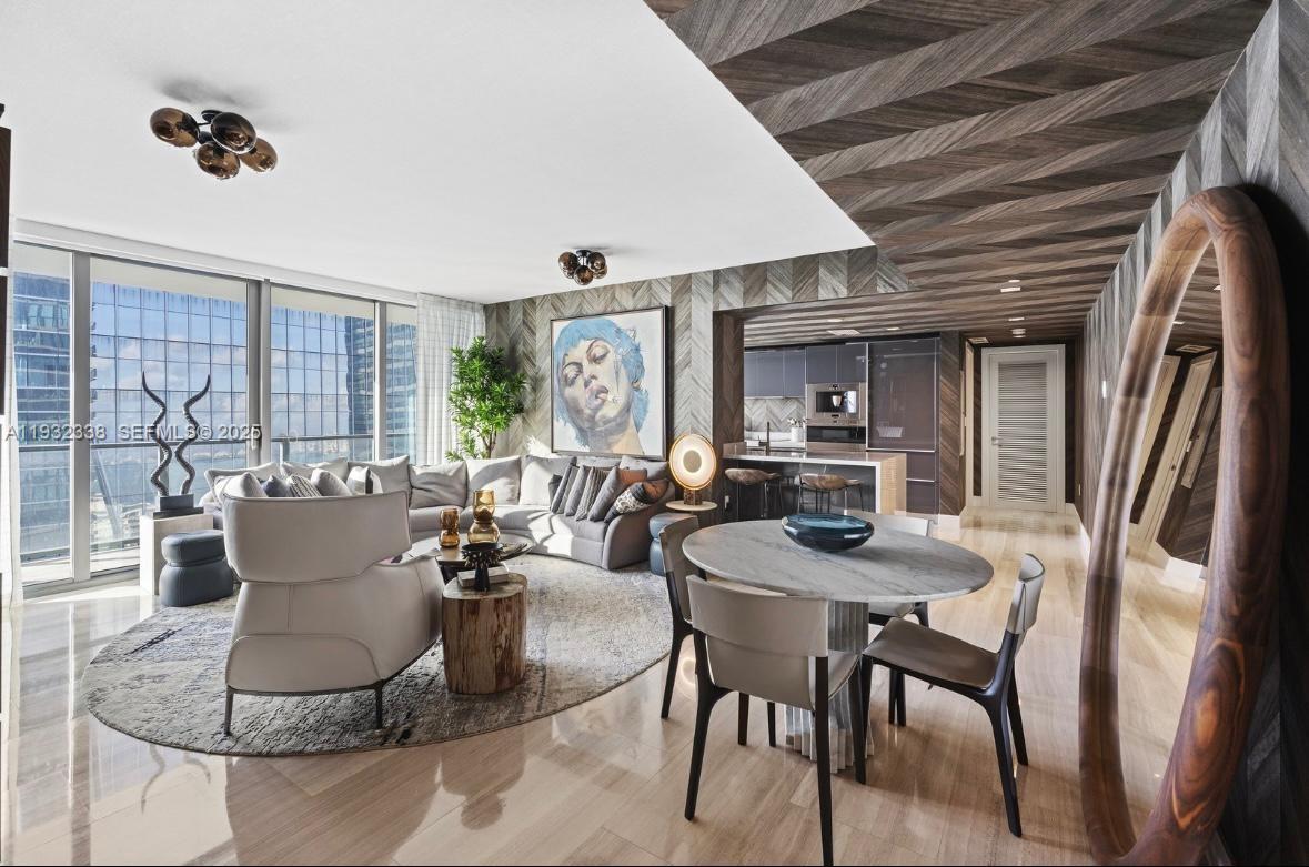 1451 Brickell Ave # 2505