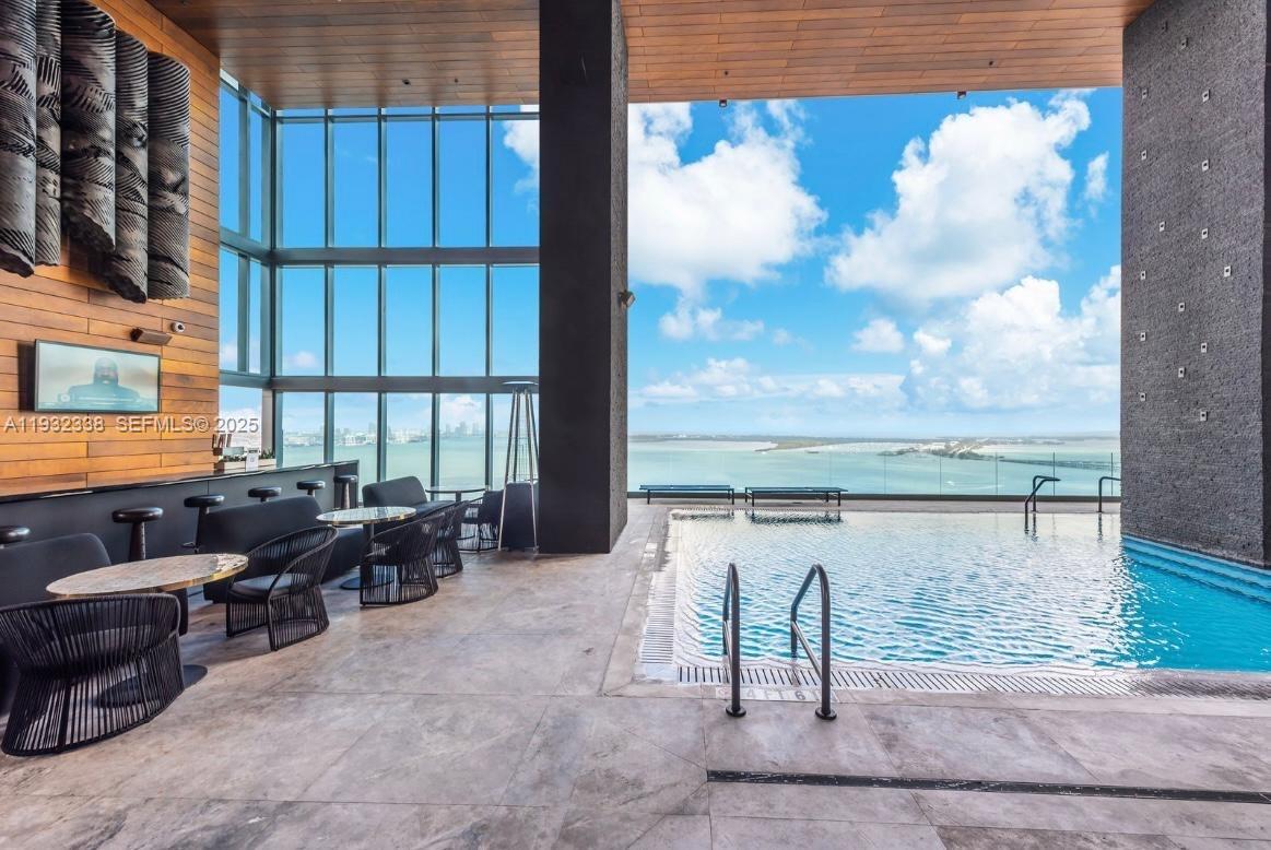 1451 Brickell Ave # 2505