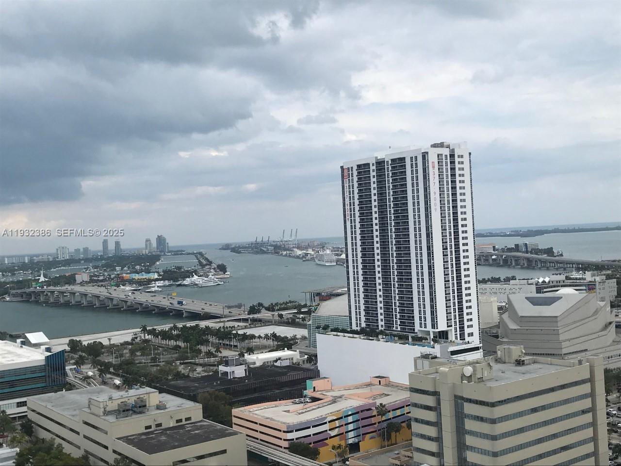 1600 NE 1st Ave # 3009