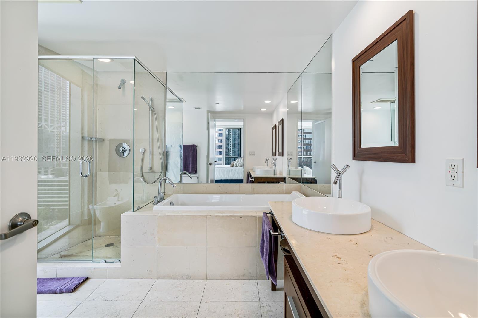 495 Brickell Ave # 4011