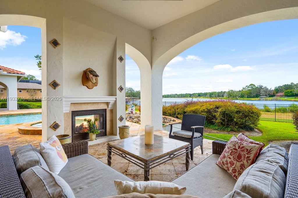 1965 Lake Markham Preserve Trl