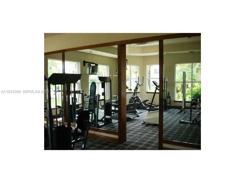 4350 NW 107th Ave # 102