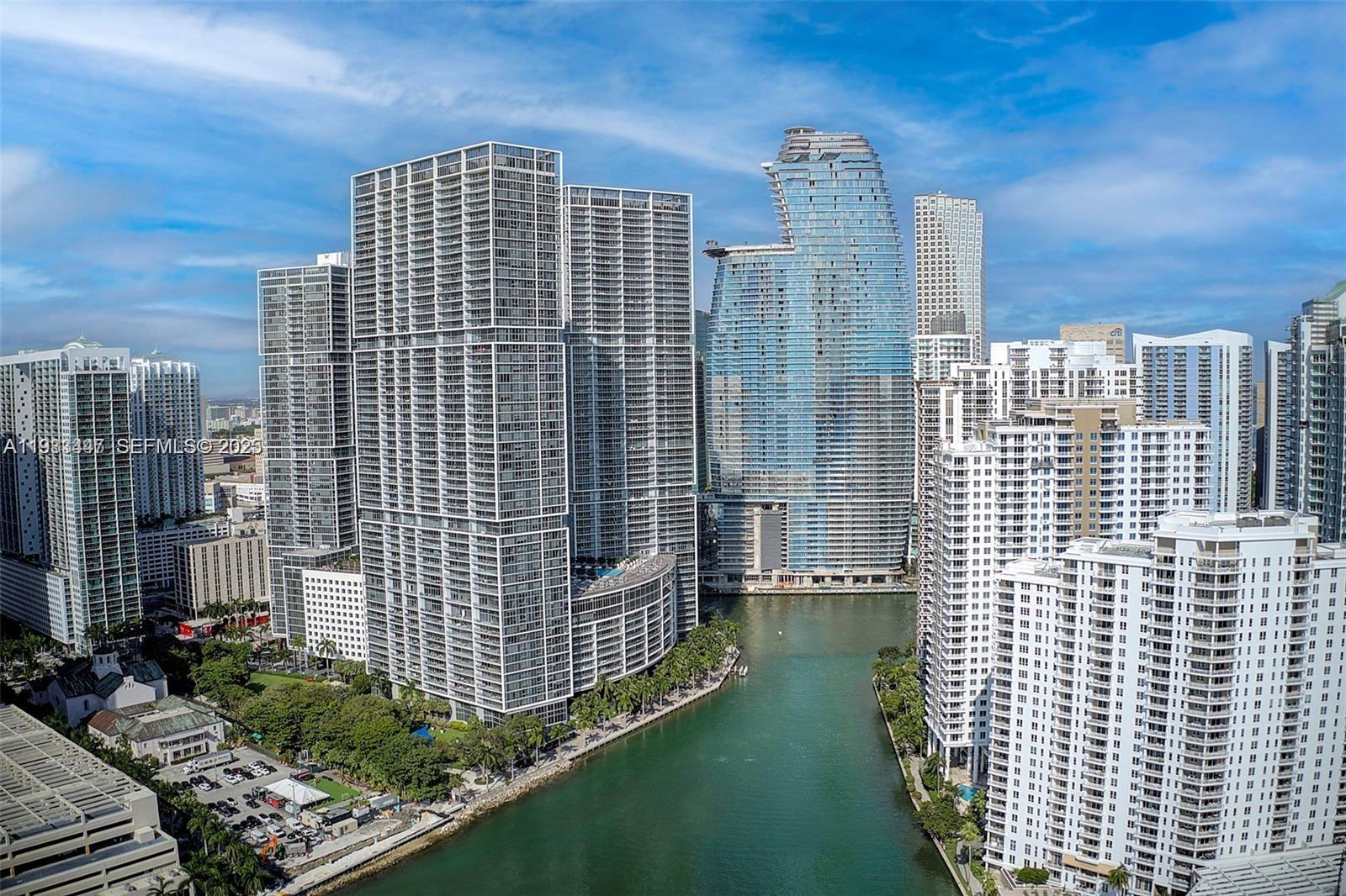 495 Brickell Ave # 2103