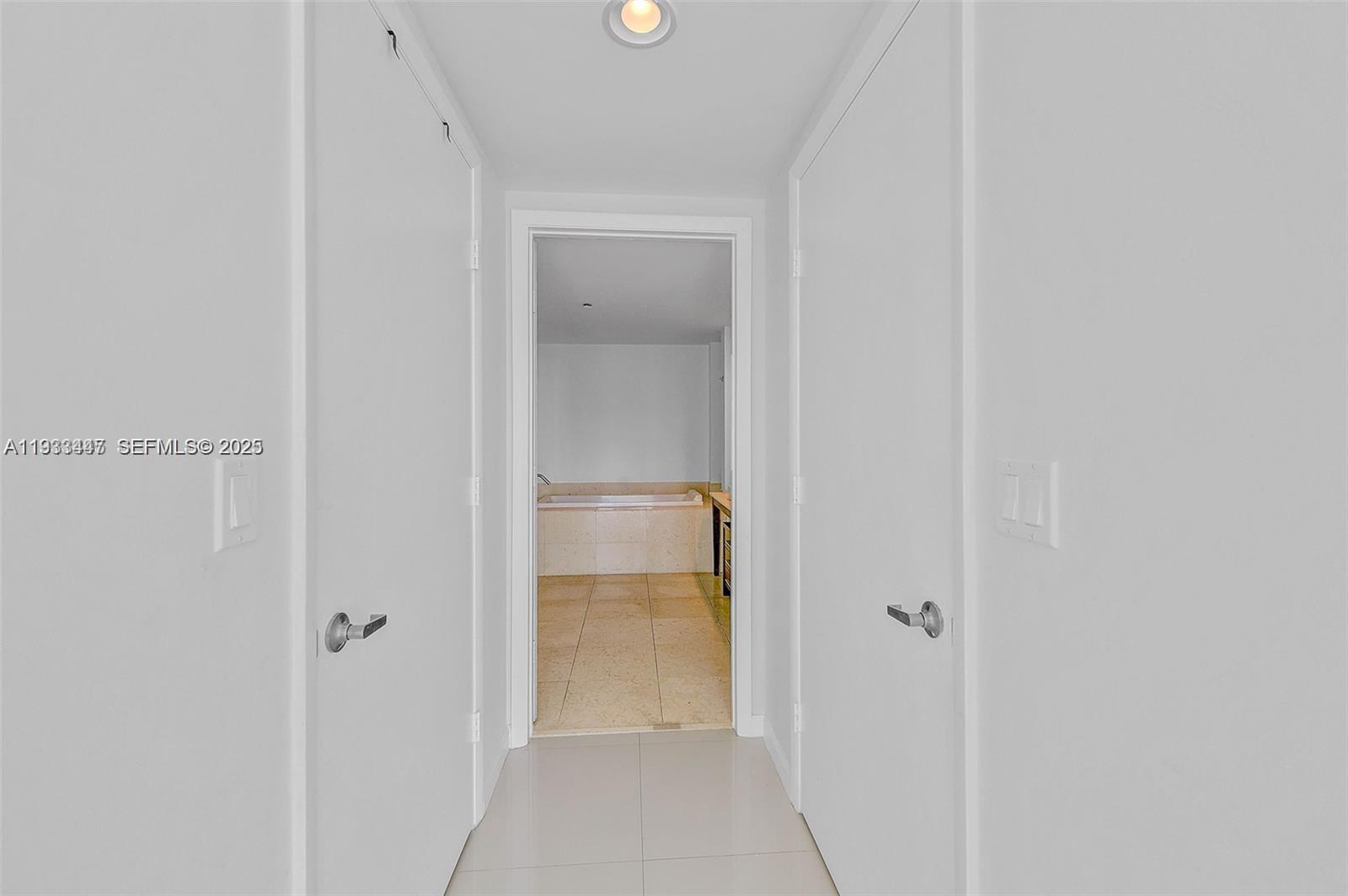 495 Brickell Ave # 2103