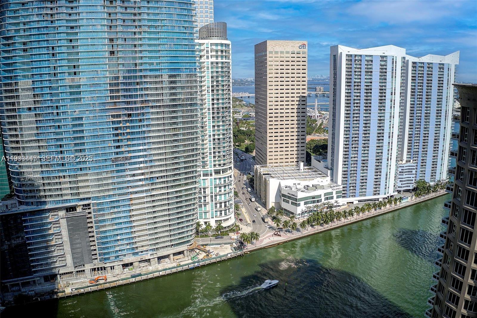 495 Brickell Ave # 2103