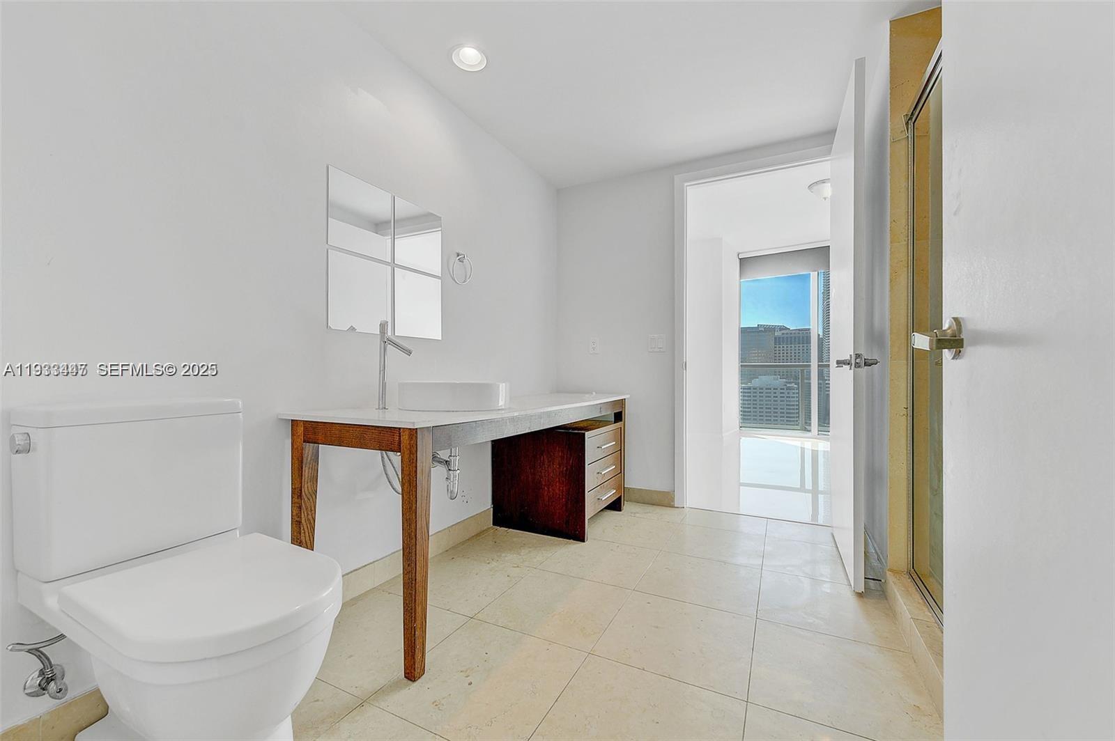 495 Brickell Ave # 2103