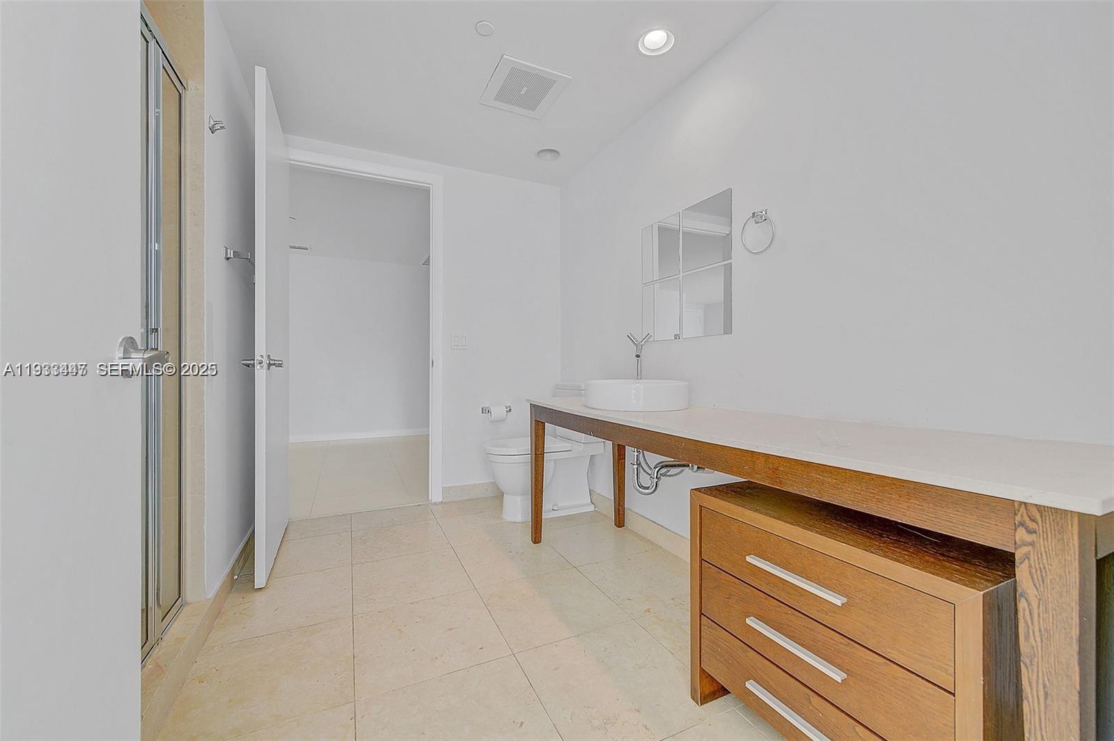 495 Brickell Ave # 2103