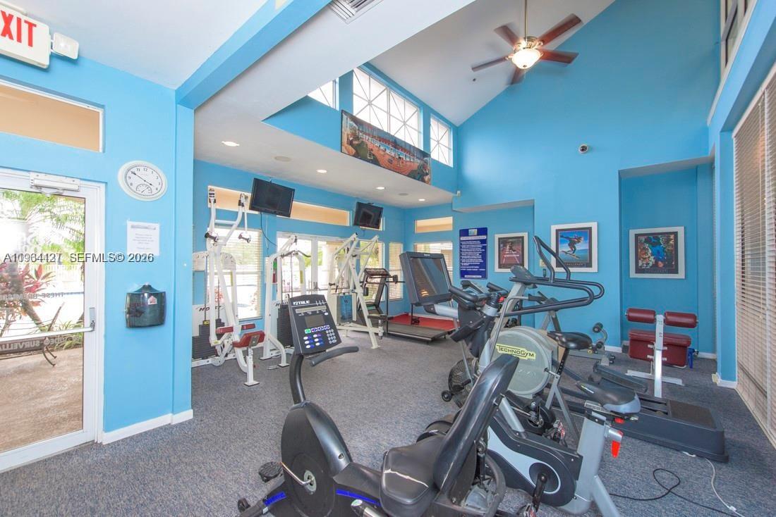 2667 NW 33rd St # 2407