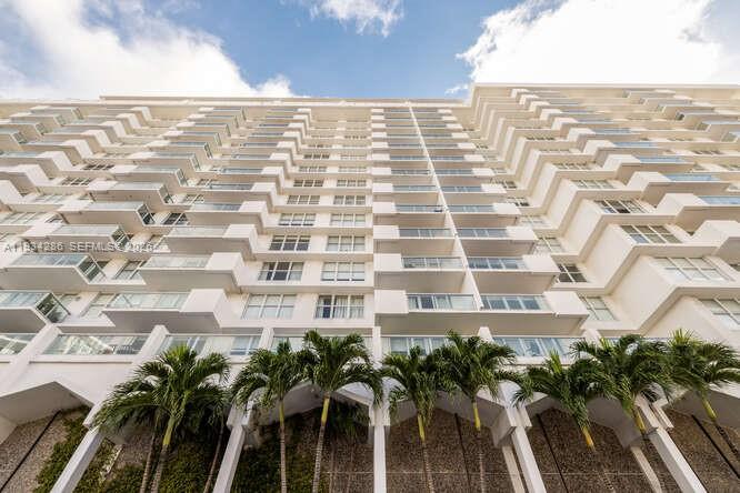 5601 Collins Ave # 1019