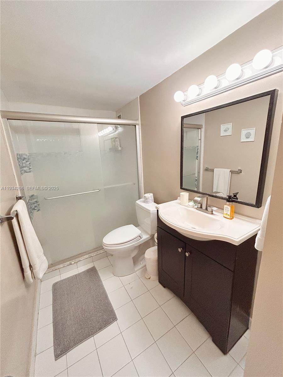 5601 Collins Ave # 1019