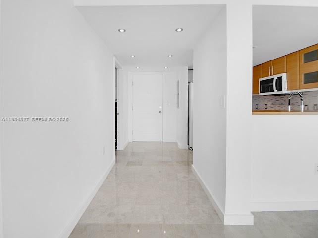 2101 Brickell Ave # 2705