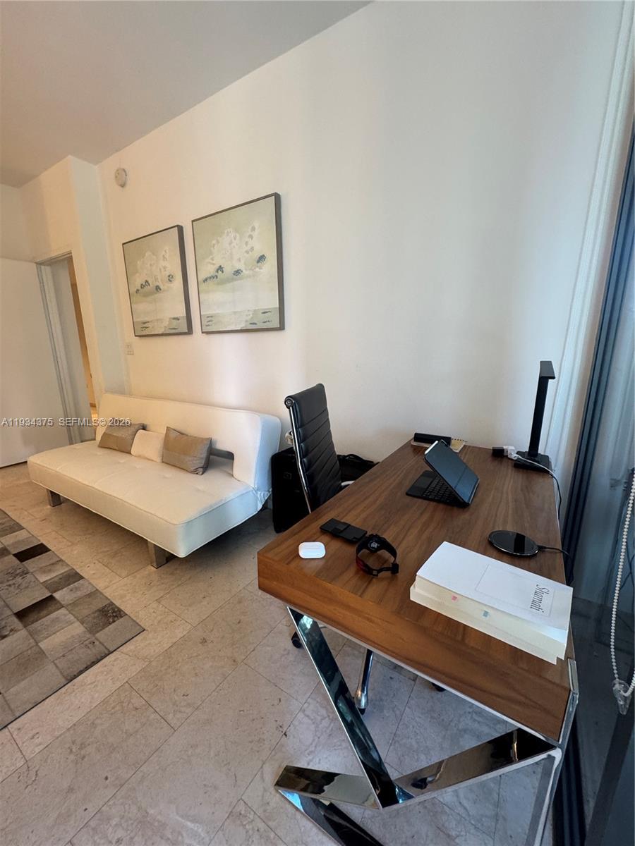88 SW 7th St # 805