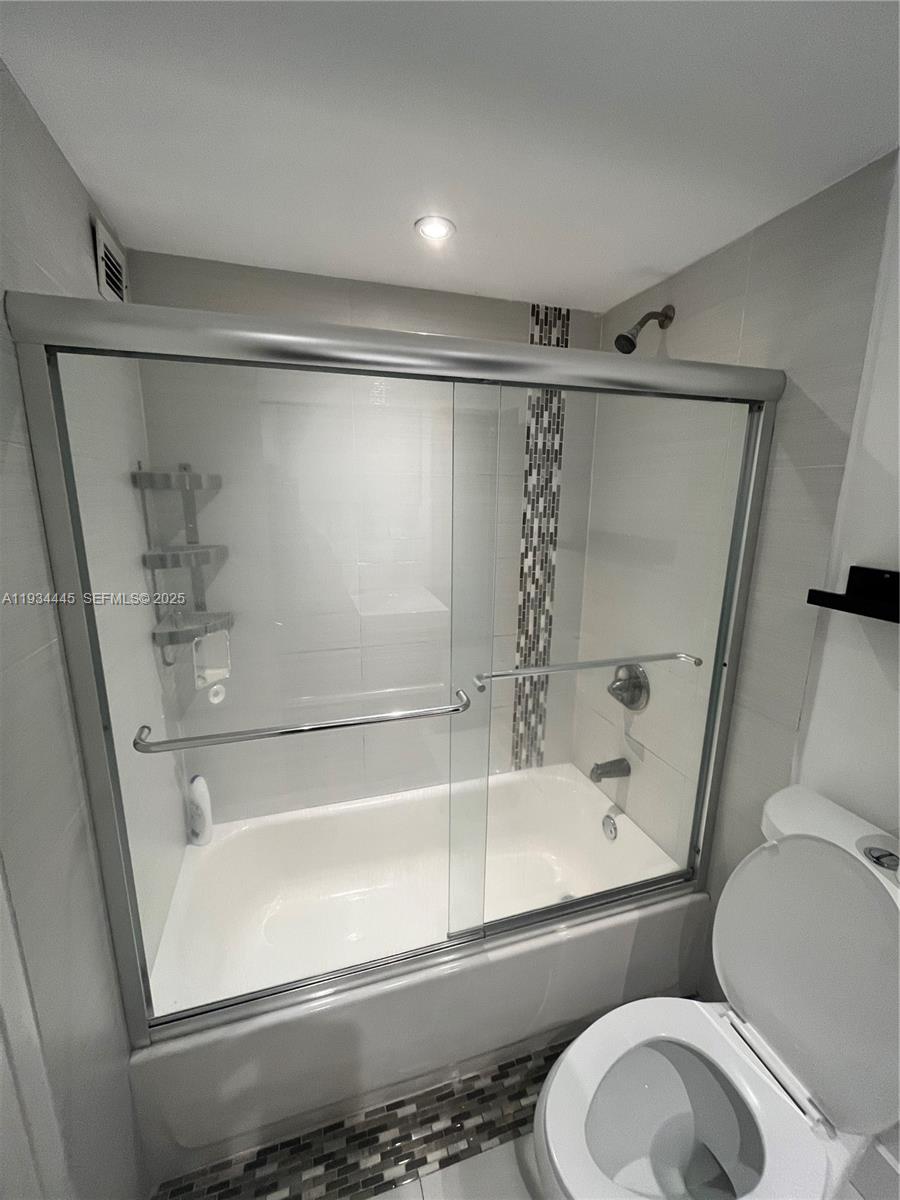 200 SE 15th Rd # 11I