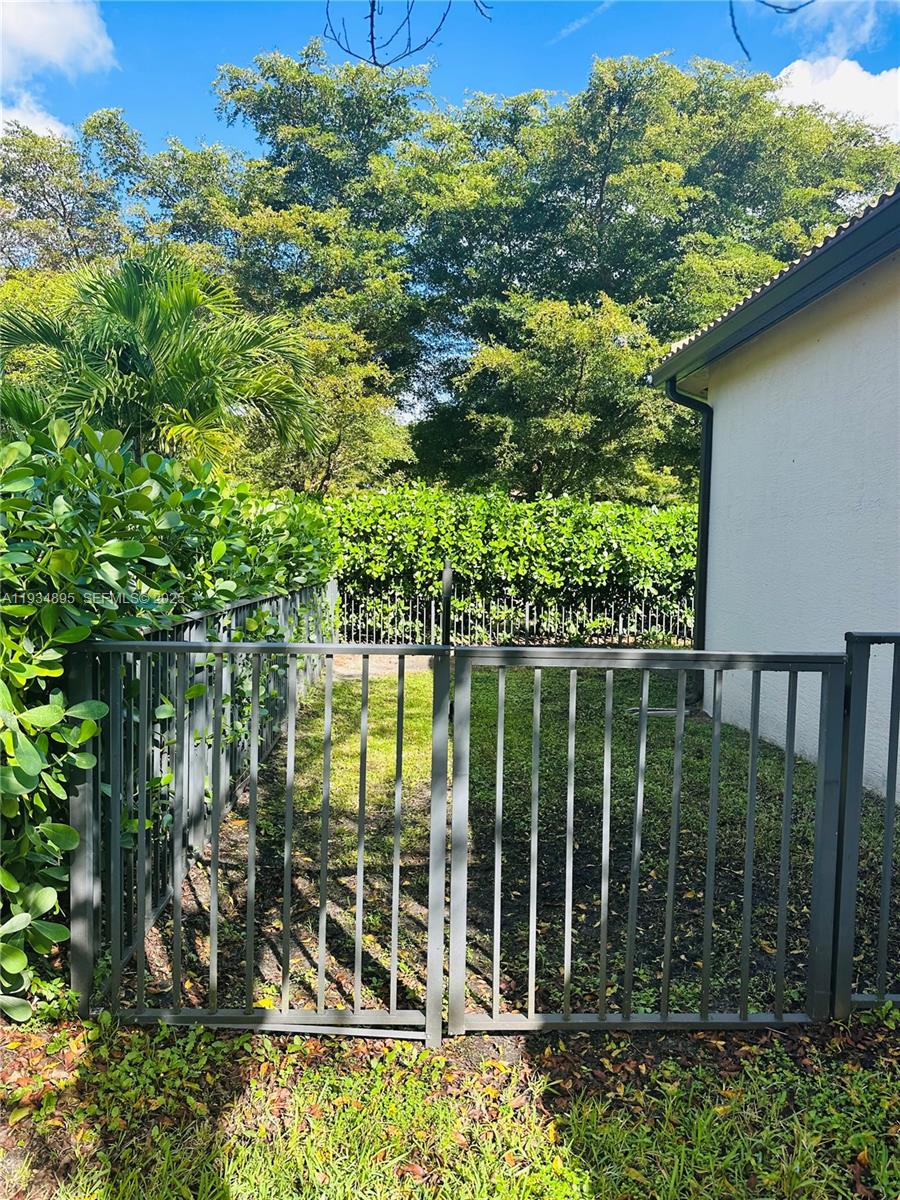 8205 Boulder Mountain Ter