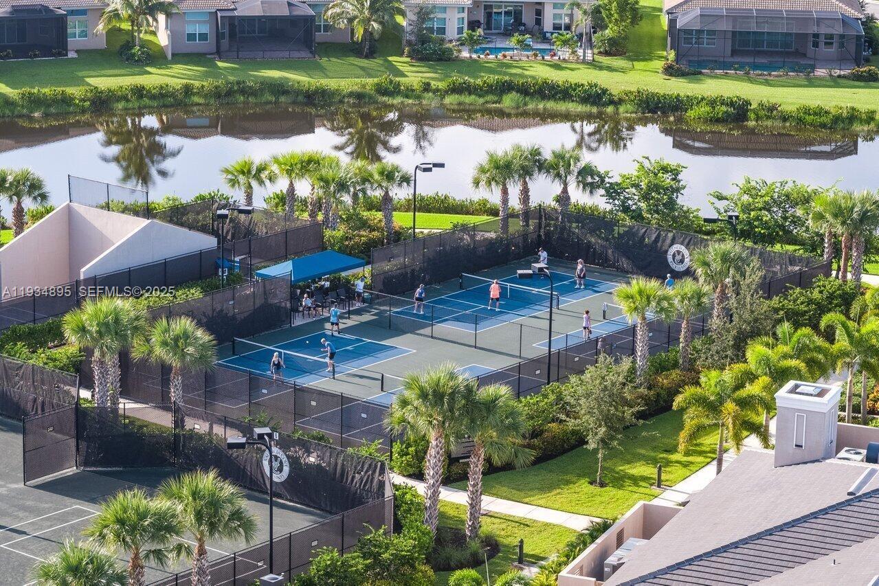 8205 Boulder Mountain Ter