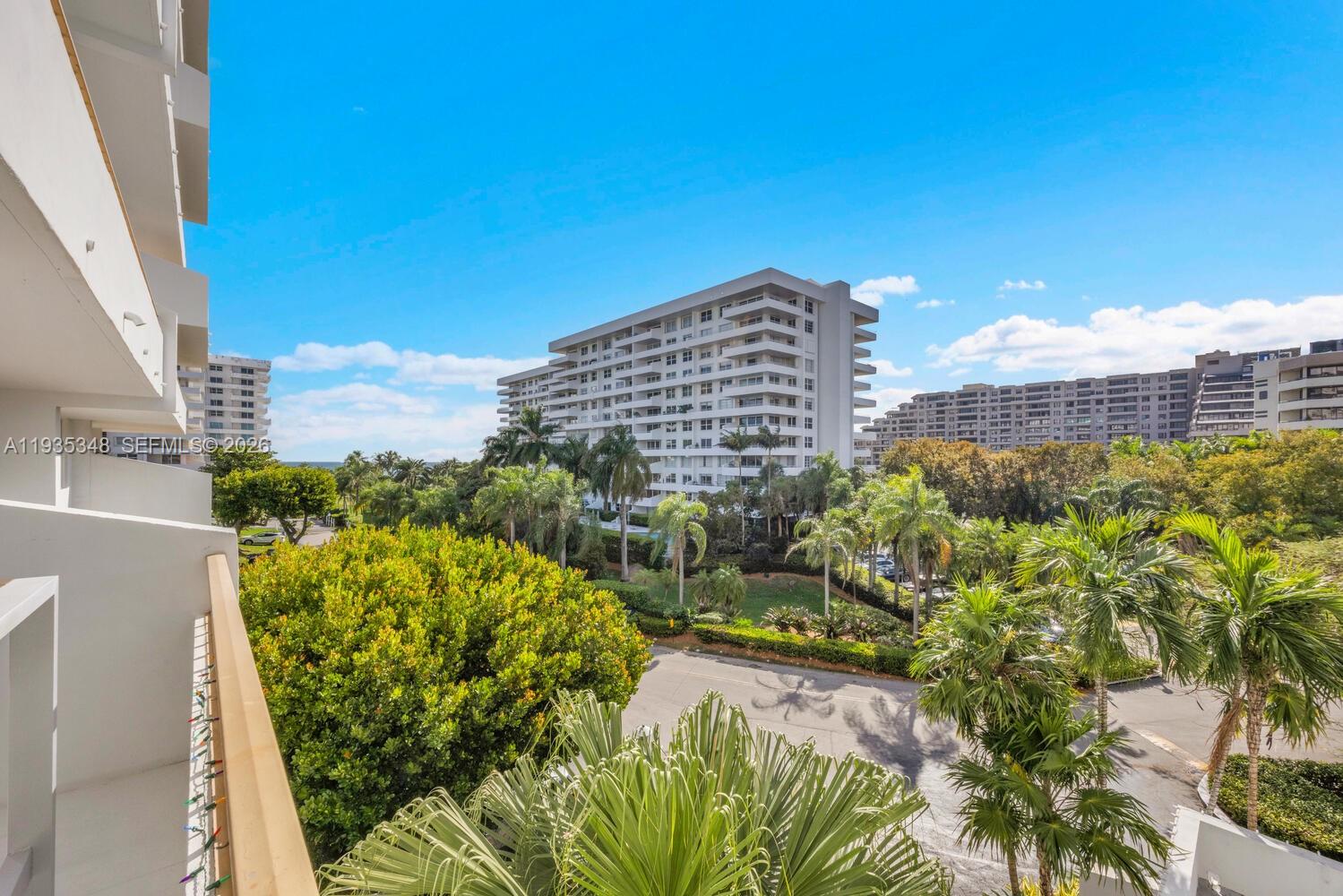 155 Ocean Lane Dr # 413