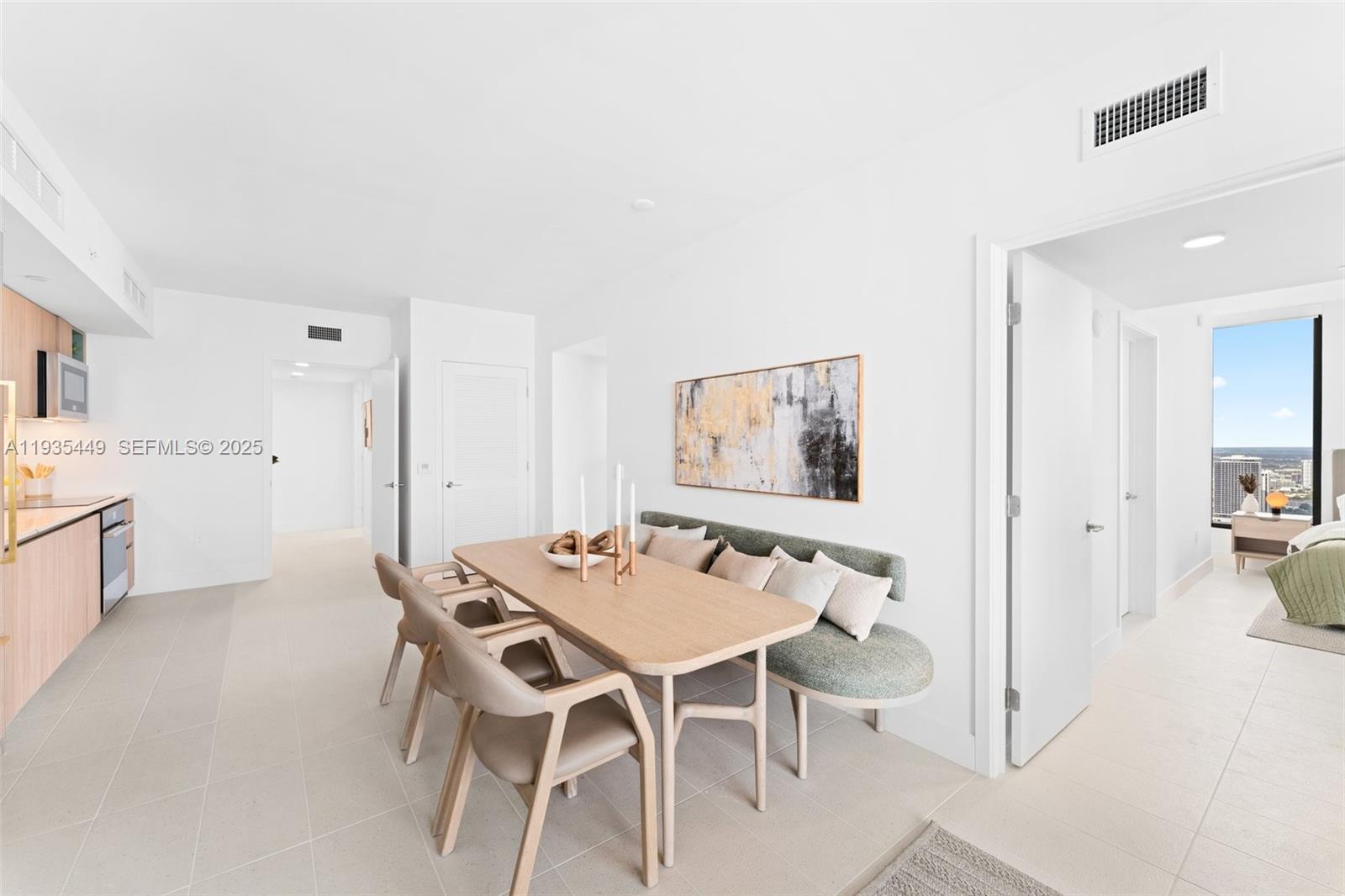 159 NE 6th St # 4415