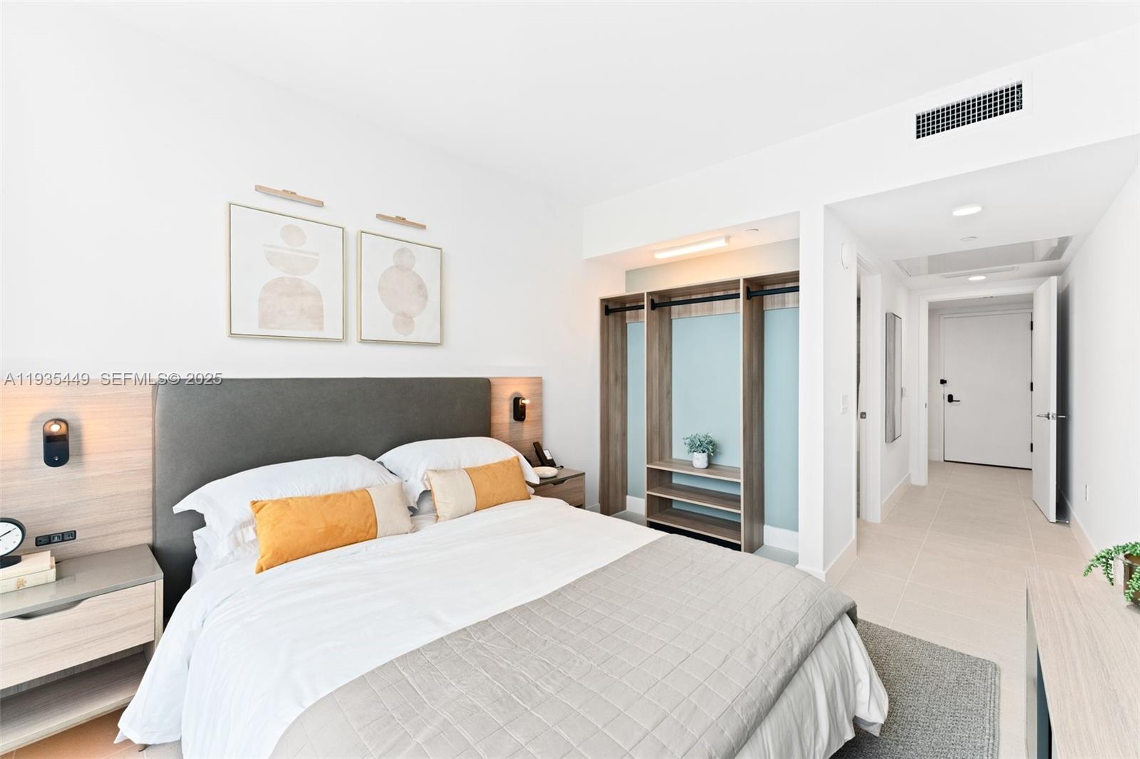 159 NE 6th St # 4415