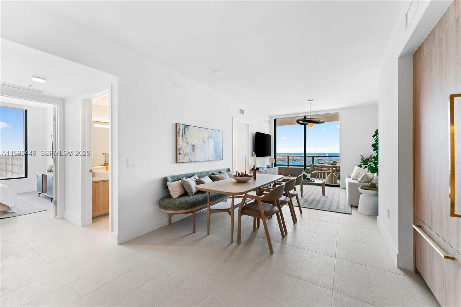 159 NE 6th St # 4415