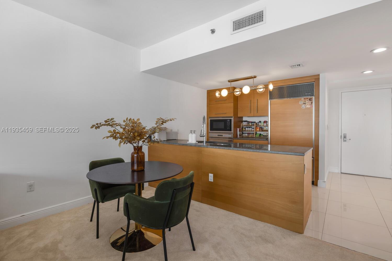 475 Brickell Ave # 3314