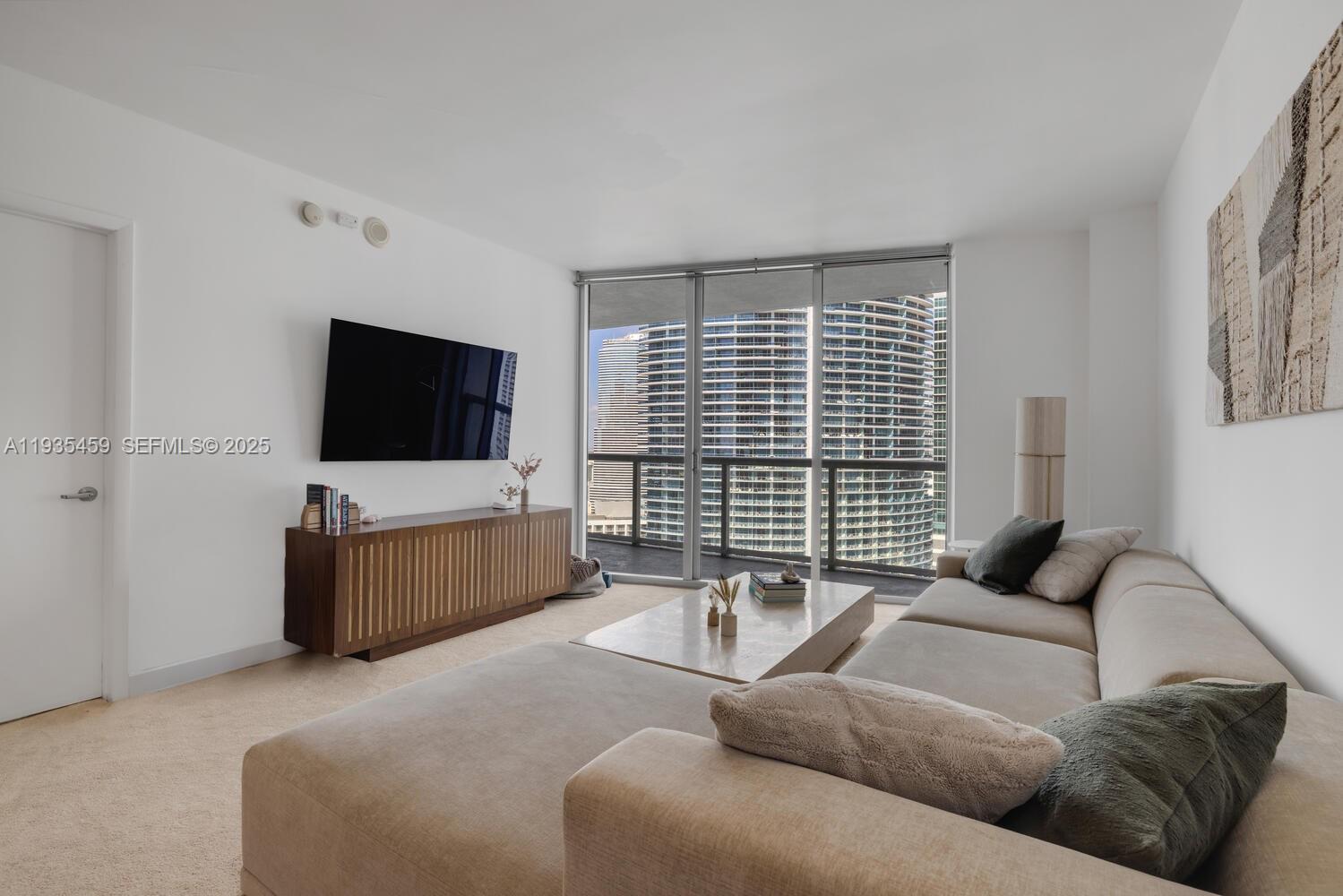 475 Brickell Ave # 3314