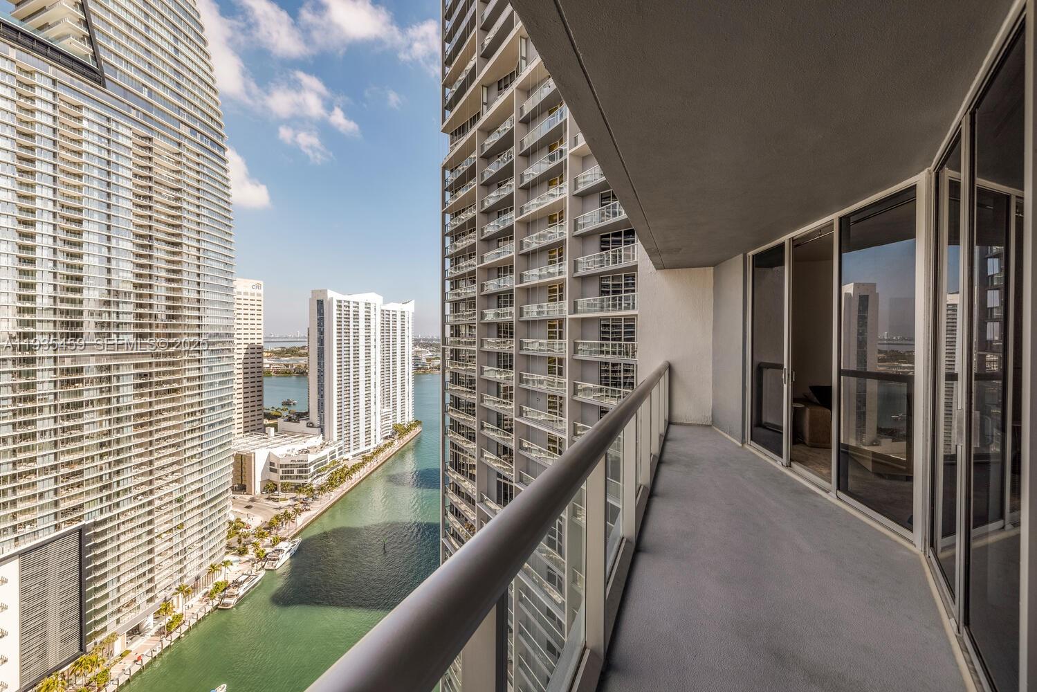 475 Brickell Ave # 3314