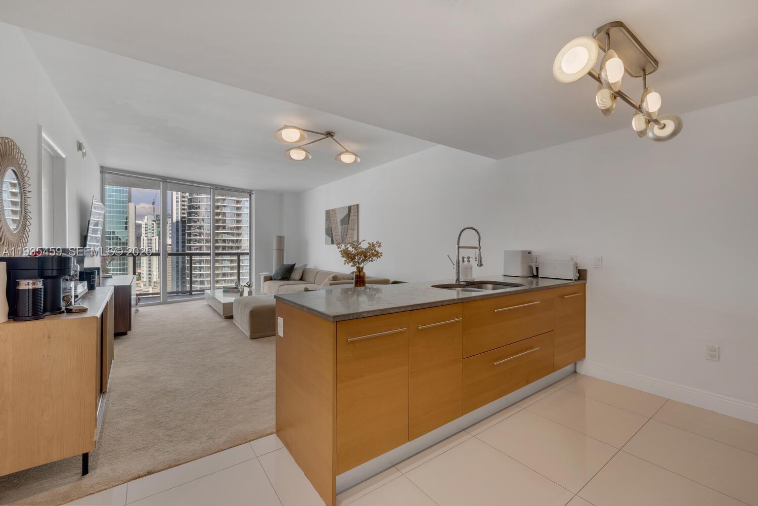 475 Brickell Ave # 3314