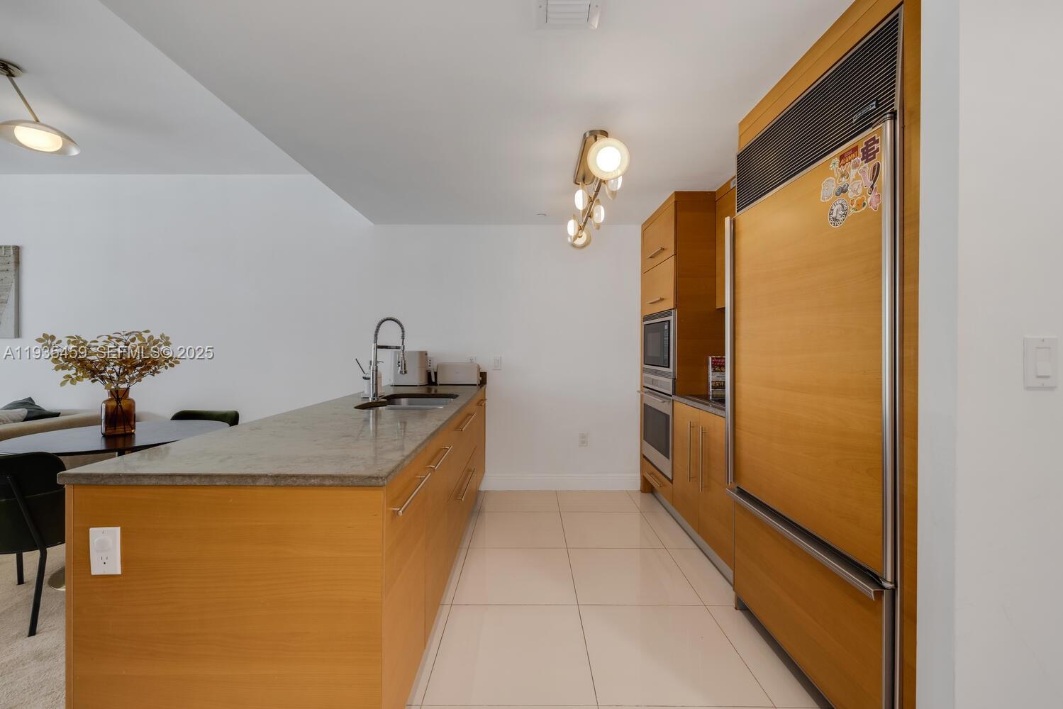 475 Brickell Ave # 3314