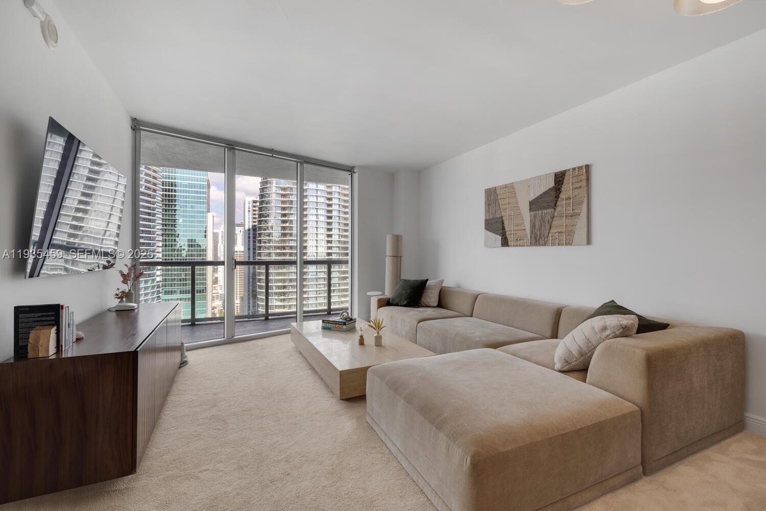 475 Brickell Ave # 3314