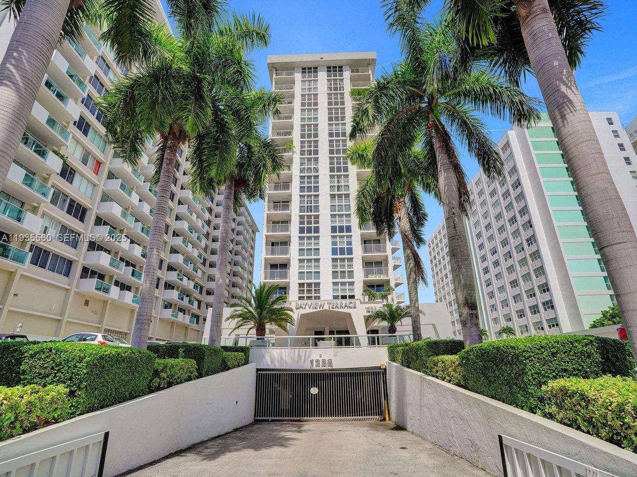 1228 West Ave # 803