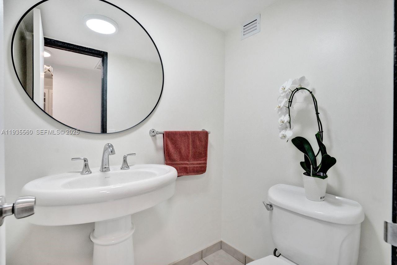 1228 West Ave # 803
