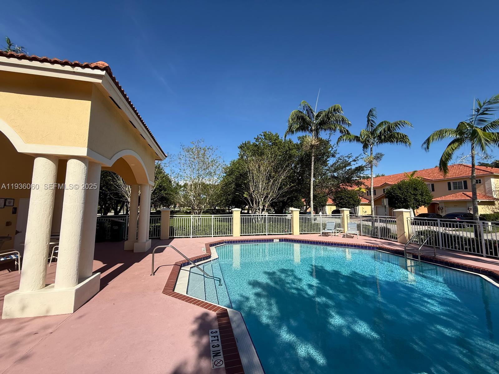 8301 Santa Monica Ter # 0